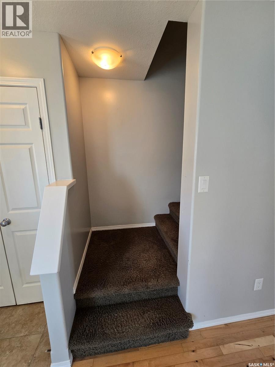 5 815 5th Street NE, Weyburn, Saskatchewan  S4H 2K9 - Photo 19 - SK034646