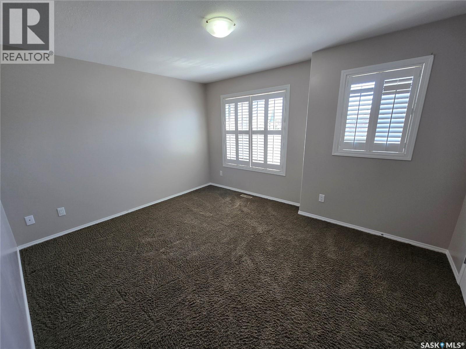 5 815 5th Street NE, Weyburn, Saskatchewan  S4H 2K9 - Photo 29 - SK034646
