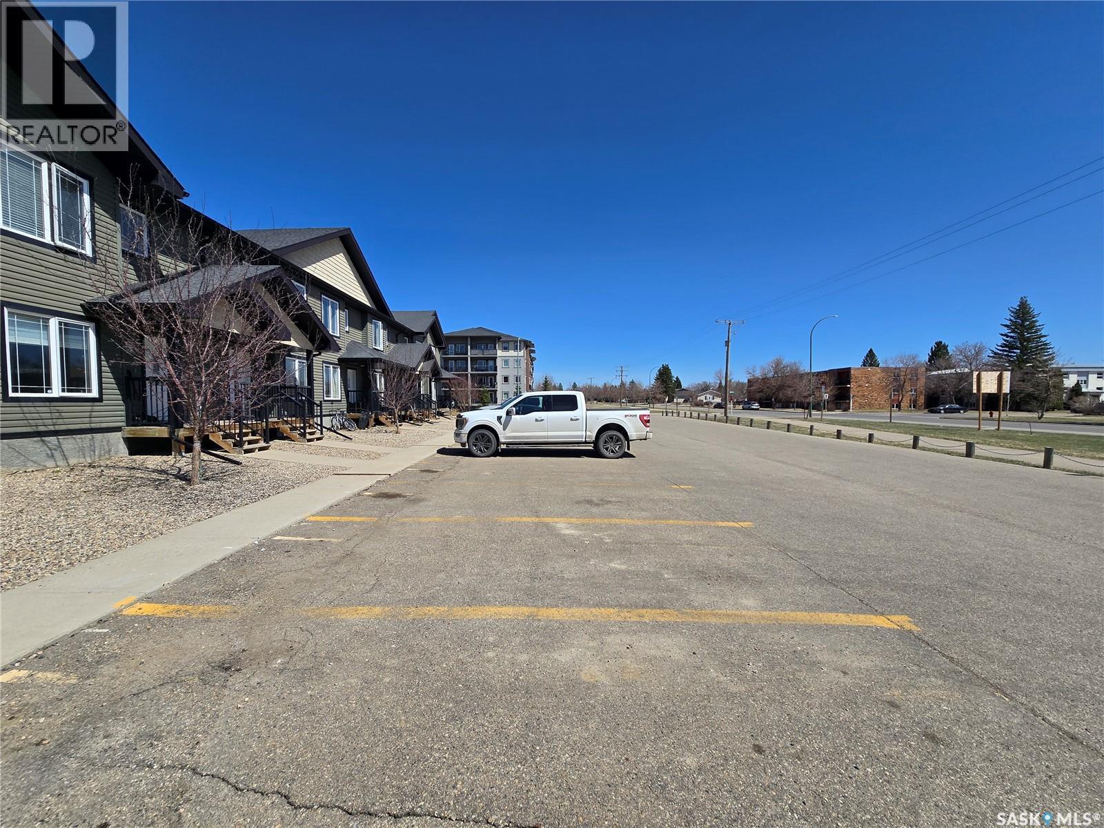 5 815 5th Street NE, Weyburn, Saskatchewan  S4H 2K9 - Photo 39 - SK034646