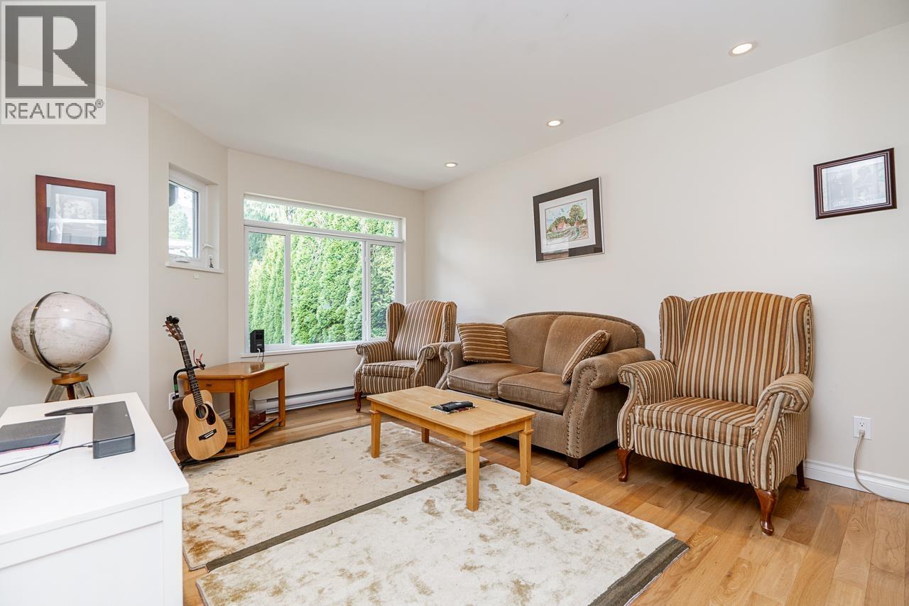 4360 Cliffmont Road, North Vancouver, British Columbia  V7G 1J5 - Photo 17 - R3118231