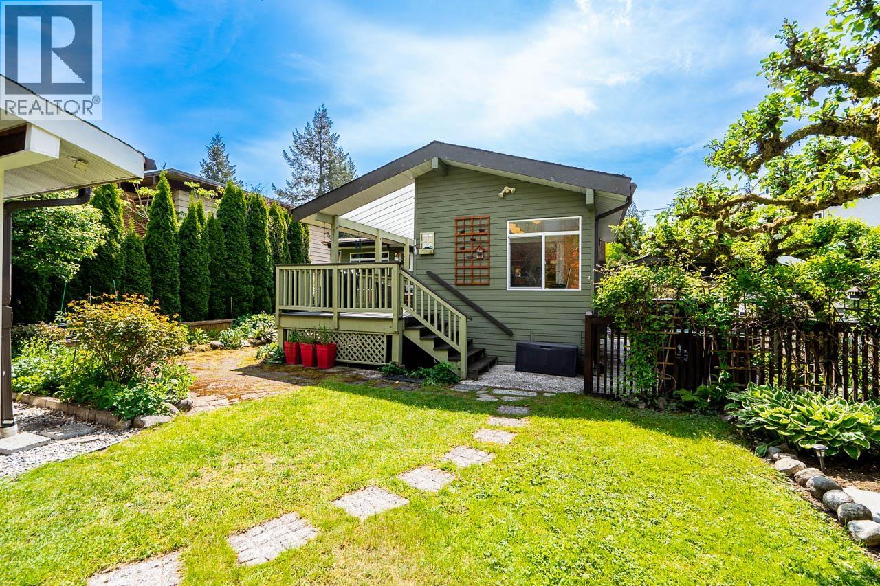 4360 Cliffmont Road, North Vancouver, British Columbia  V7G 1J5 - Photo 33 - R3118231
