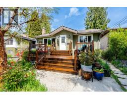 4360 CLIFFMONT ROAD, North Vancouver, British Columbia