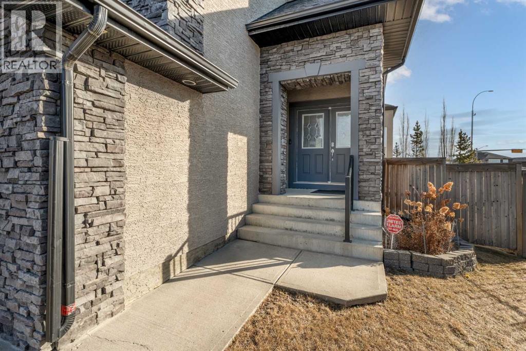 113 Aspen Stone Place Sw, Calgary, Alberta  T3H 0H4 - Photo 2 - A2306203