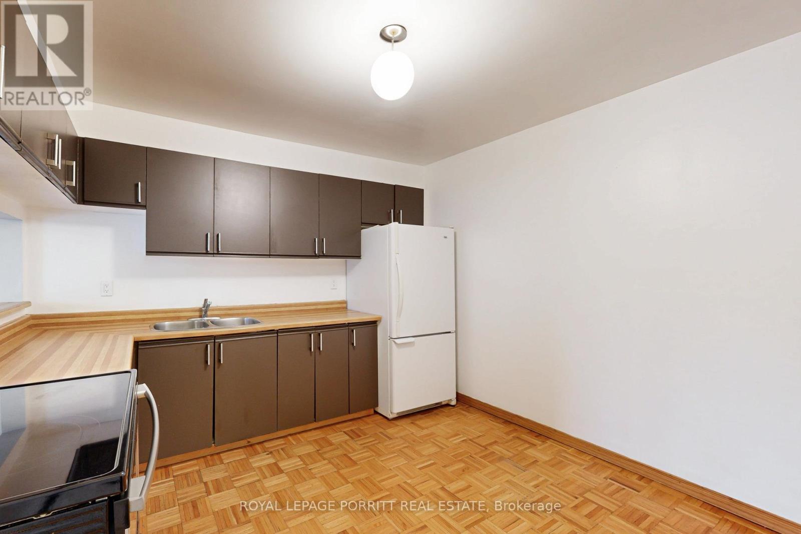 104 - 3835 Lake Shore Boulevard W, Toronto, Ontario  M8W 1R2 - Photo 20 - W13079064