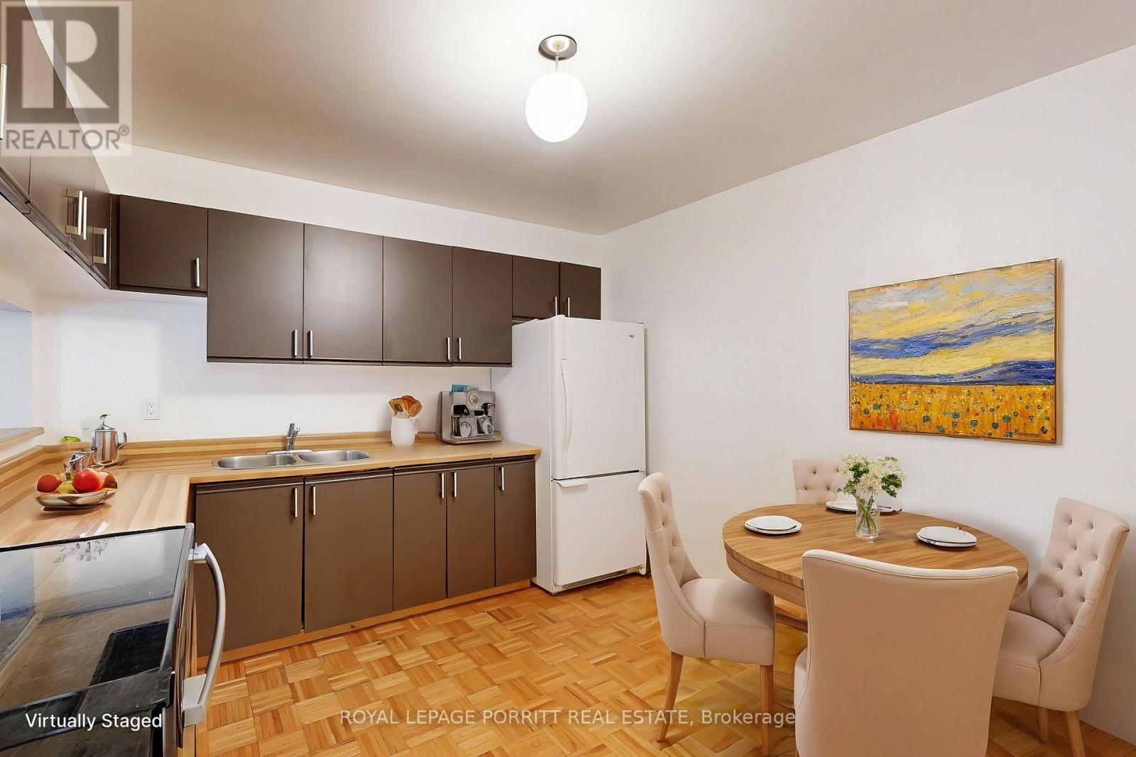 104 - 3835 Lake Shore Boulevard W, Toronto, Ontario  M8W 1R2 - Photo 3 - W13079064