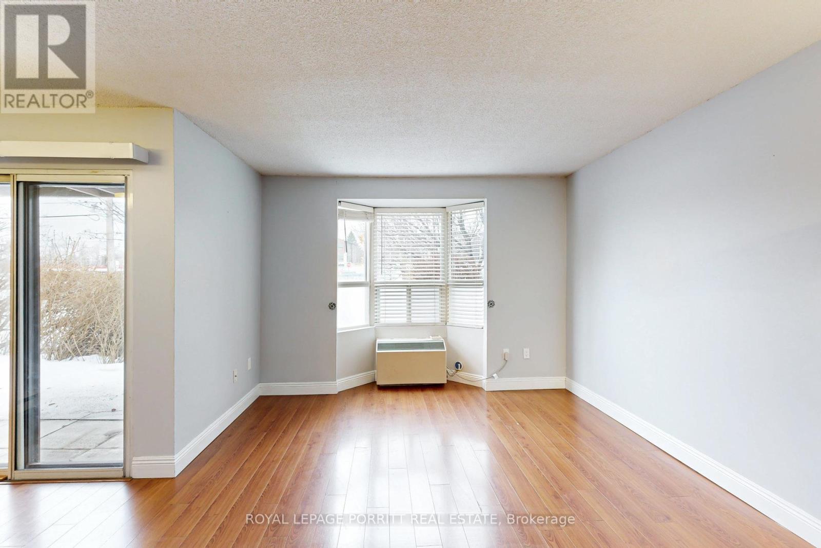 104 - 3835 Lake Shore Boulevard W, Toronto, Ontario  M8W 1R2 - Photo 8 - W13079064