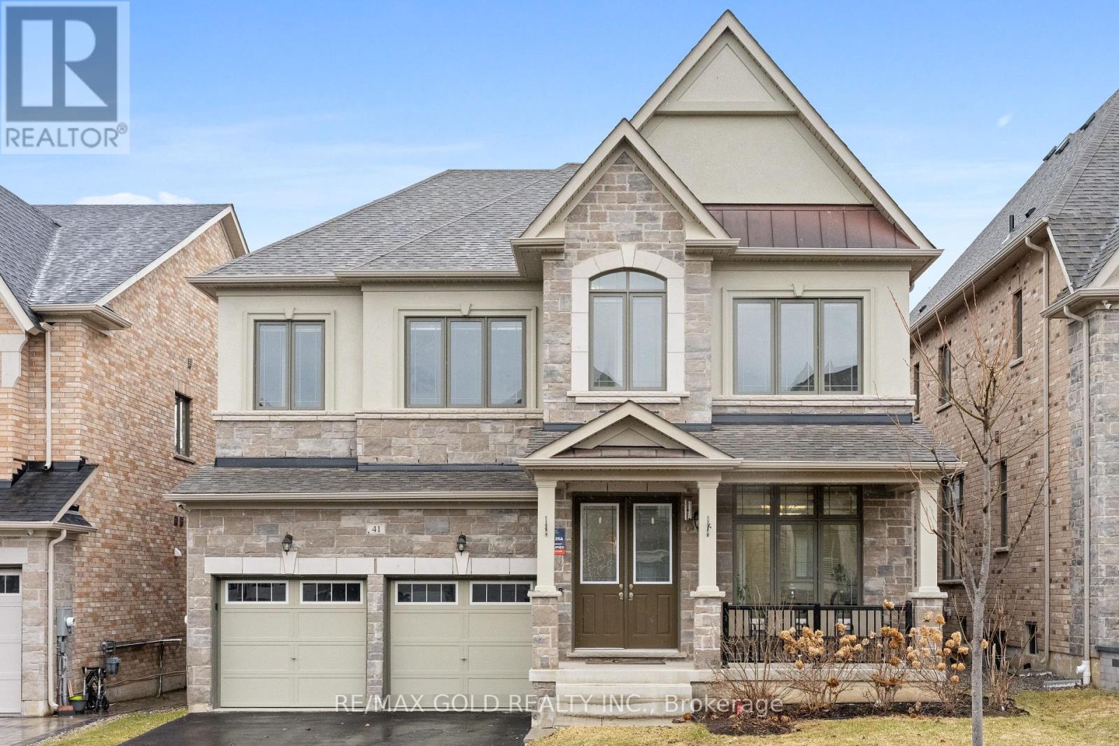41 Daisy Meadow Crescent, Caledon, Ontario  L7C 4G3 - Photo 2 - W13079068