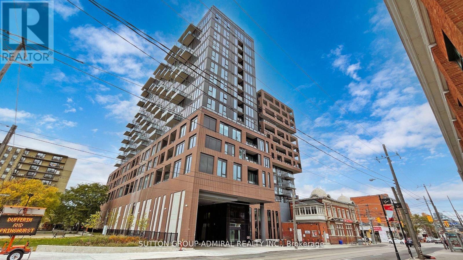 611 - 270 DUFFERIN STREET, Toronto, Ontario