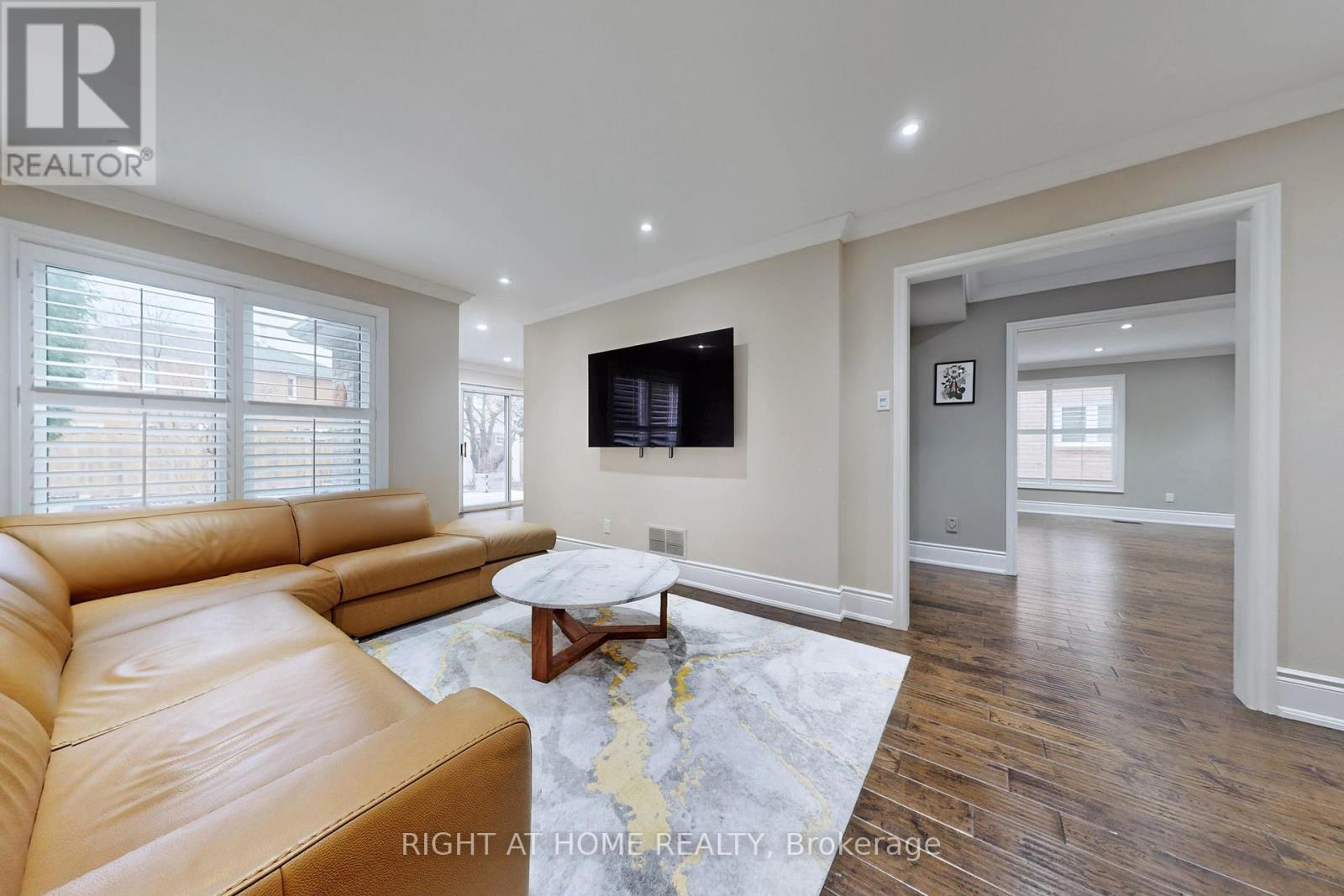 5301 Heritage Hills Boulevard, Mississauga, Ontario  L5R 2J8 - Photo 5 - W13079226