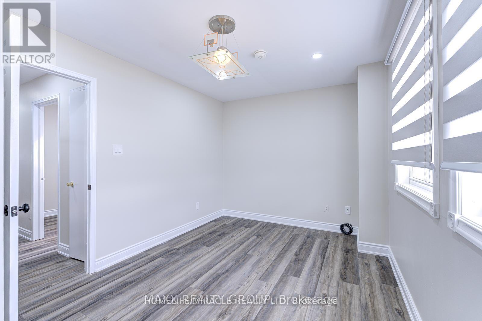 109 Woodsend Run, Brampton, Ontario  L6Y 4H7 - Photo 11 - W13079270