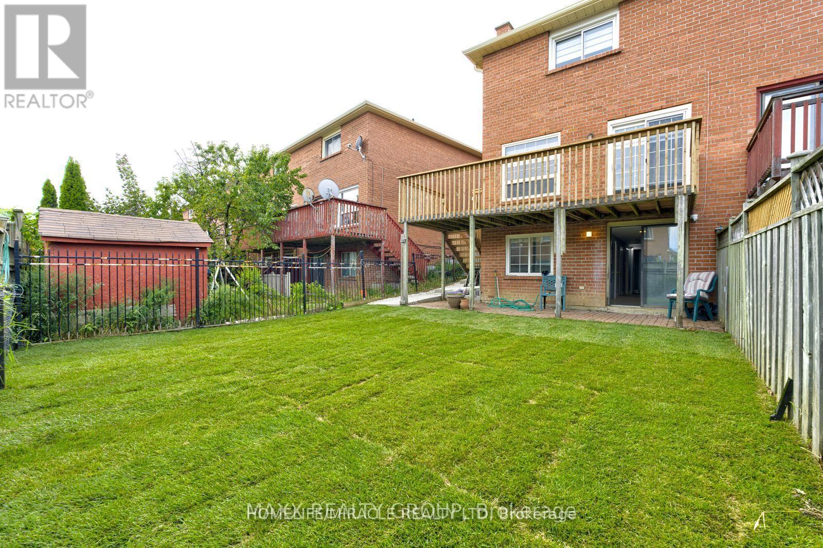 109 Woodsend Run, Brampton, Ontario  L6Y 4H7 - Photo 2 - W13079270