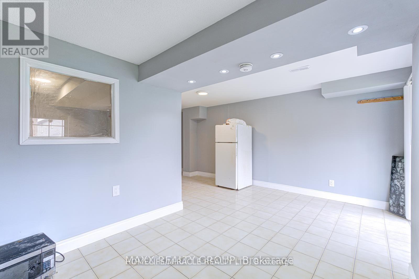 109 Woodsend Run, Brampton, Ontario  L6Y 4H7 - Photo 6 - W13079270