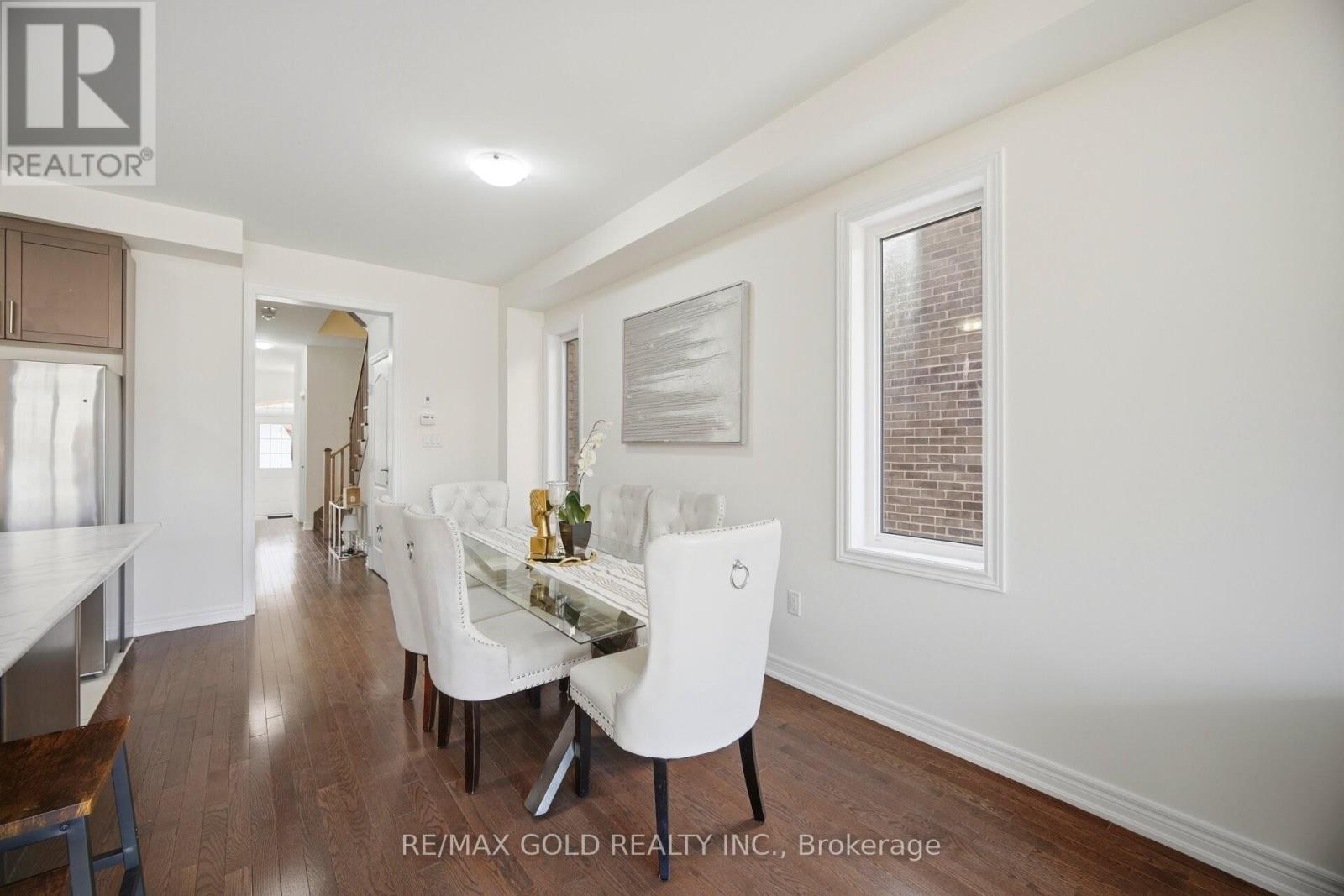 145 Adventura Road, Brampton, Ontario  L7A 5A7 - Photo 2 - W13079276