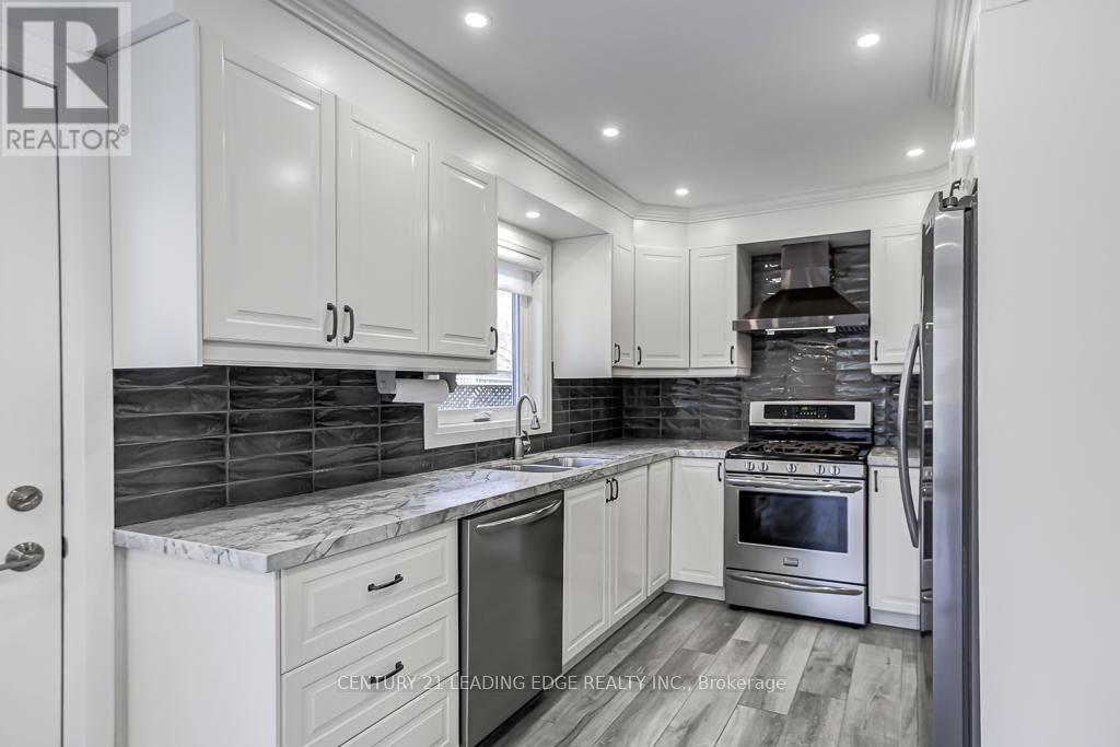 1595 Sir Monty's Drive, Mississauga, Ontario  L5N 4P1 - Photo 10 - W13079298