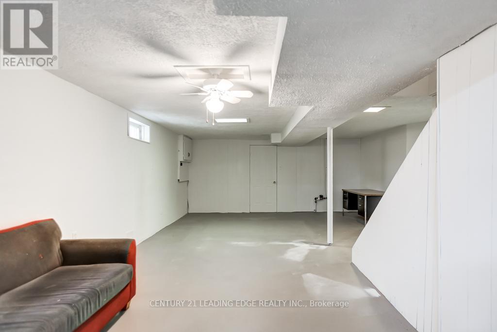 1595 Sir Monty's Drive, Mississauga, Ontario  L5N 4P1 - Photo 29 - W13079298