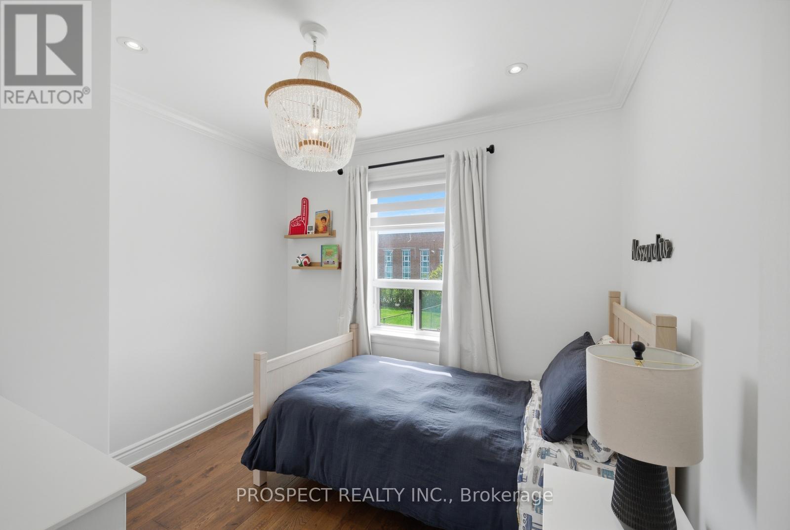1 Bayford Avenue, Toronto, Ontario  M3K 1W6 - Photo 23 - W13079322