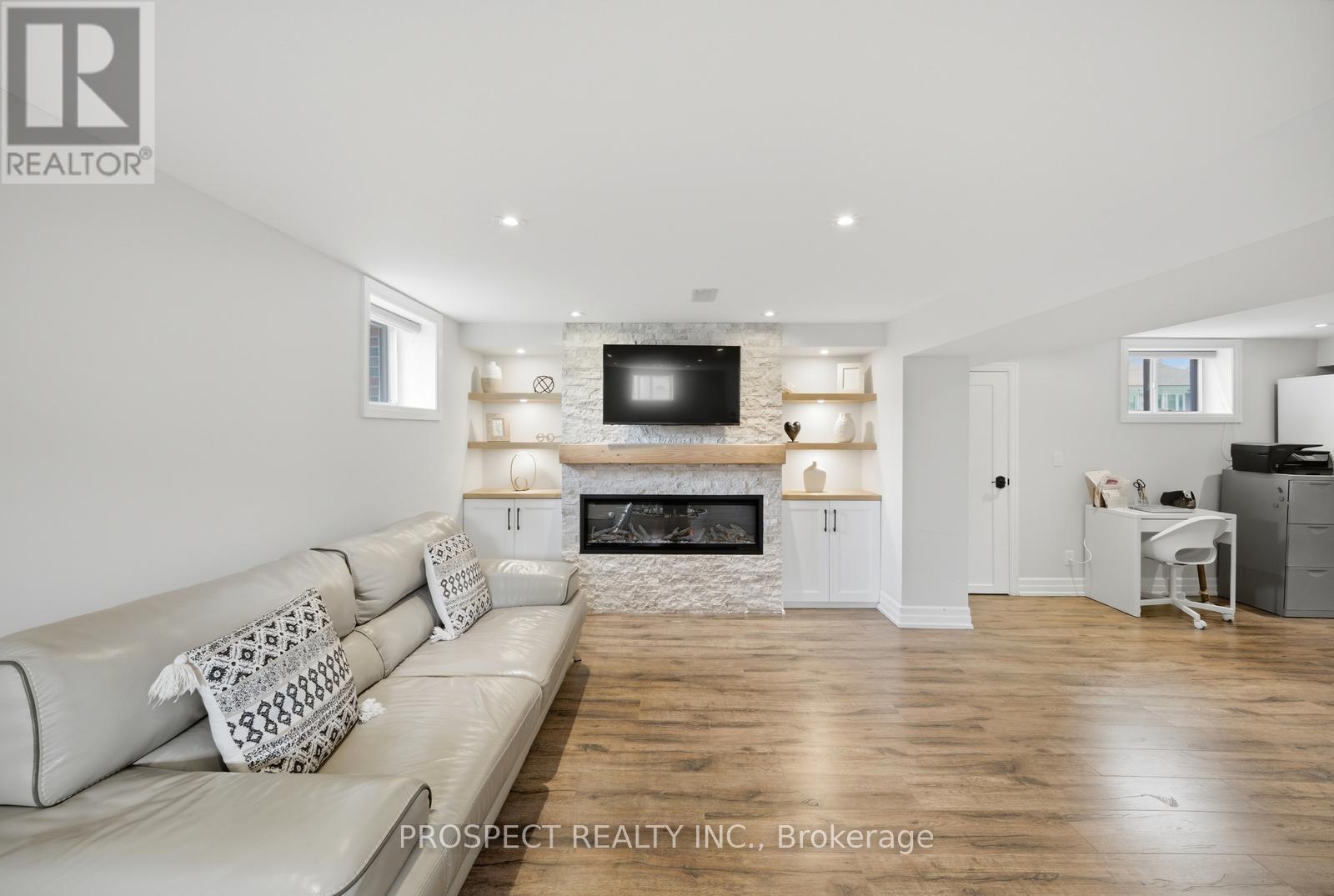 1 Bayford Avenue, Toronto, Ontario  M3K 1W6 - Photo 28 - W13079322