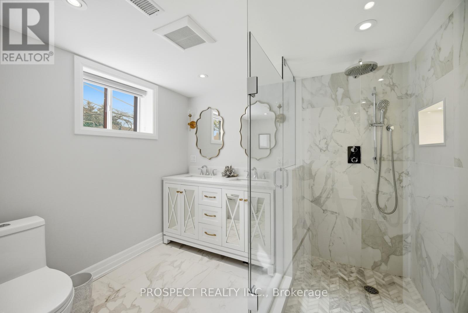 1 Bayford Avenue, Toronto, Ontario  M3K 1W6 - Photo 31 - W13079322