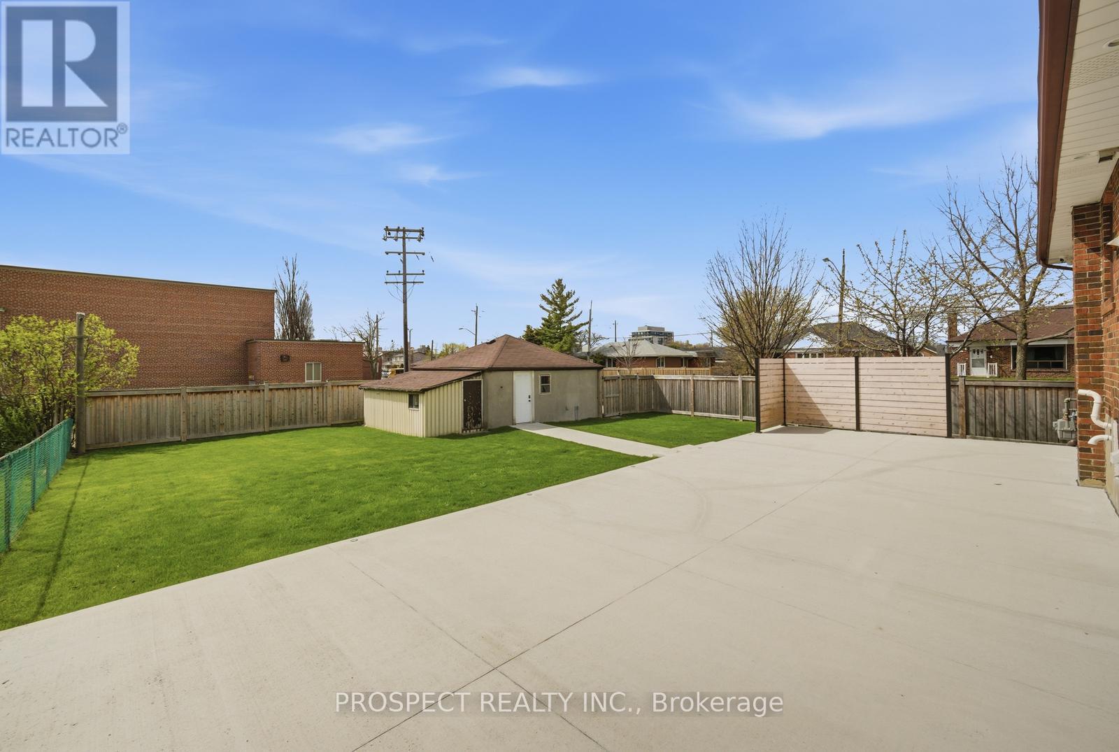 1 Bayford Avenue, Toronto, Ontario  M3K 1W6 - Photo 36 - W13079322