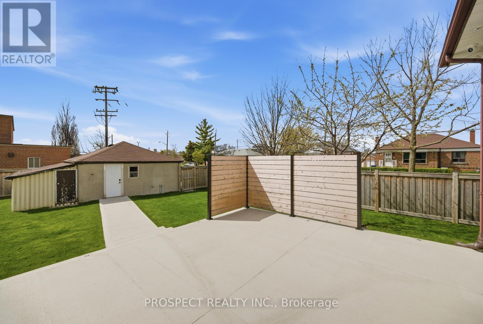 1 Bayford Avenue, Toronto, Ontario  M3K 1W6 - Photo 42 - W13079322
