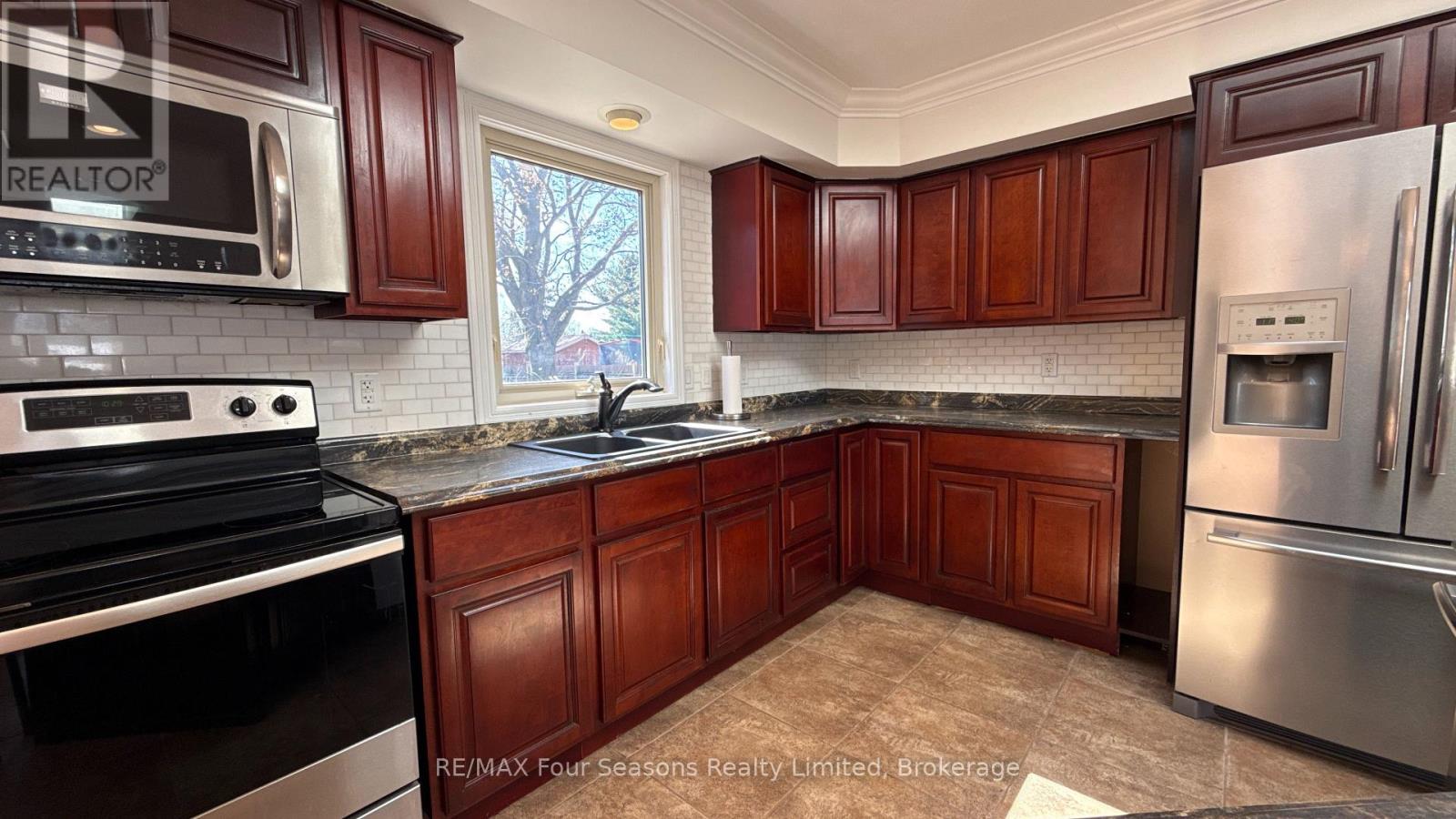 599 Thede Drive, Saugeen Shores, Ontario  N0H 2C4 - Photo 15 - X13077300
