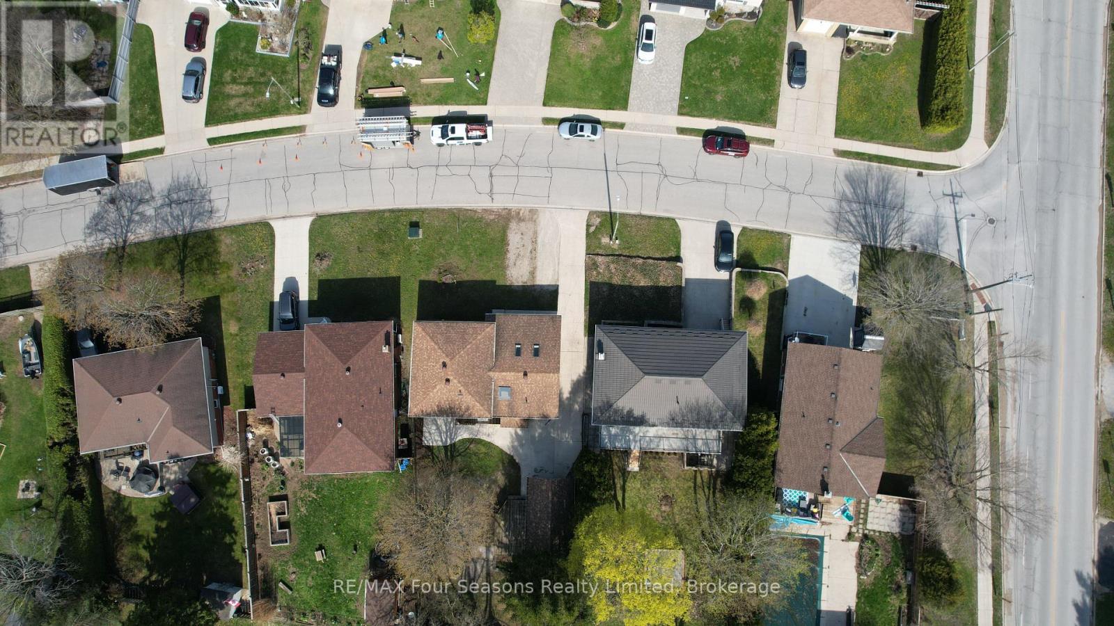 599 Thede Drive, Saugeen Shores, Ontario  N0H 2C4 - Photo 6 - X13077300