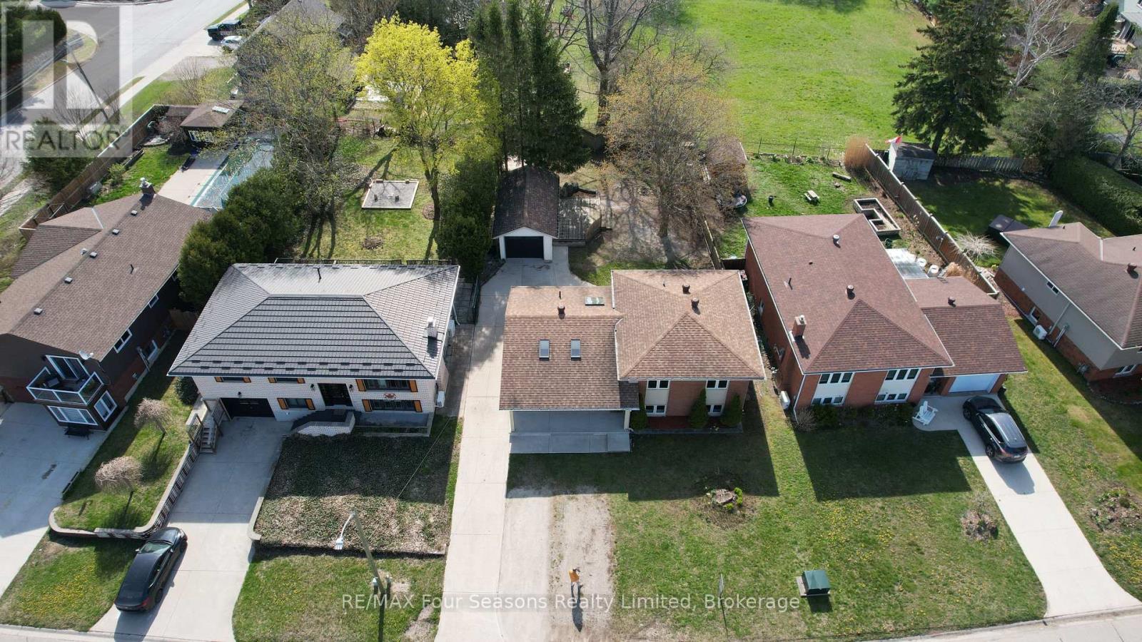 599 Thede Drive, Saugeen Shores, Ontario  N0H 2C4 - Photo 5 - X13077300