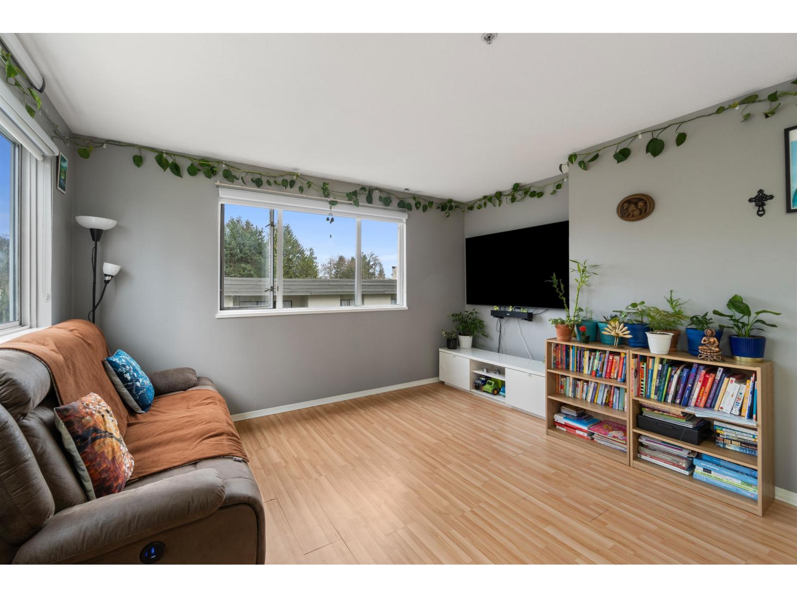 401 10533 University Drive, Surrey, British Columbia  V3T 5T7 - Photo 10 - R3118873