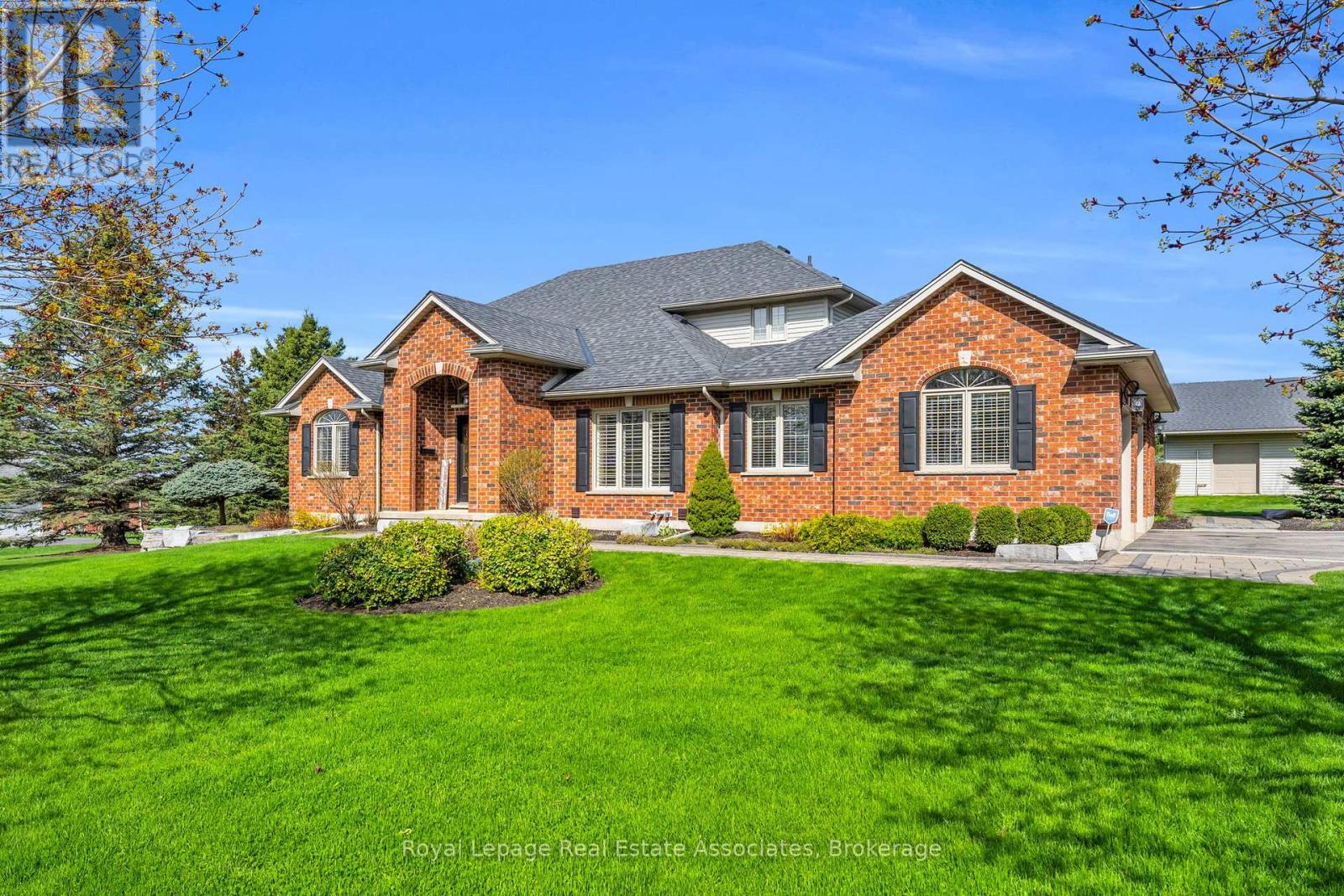 7454 Conservation Road, Guelph/eramosa, Ontario  N1H 6J2 - Photo 2 - X12914884