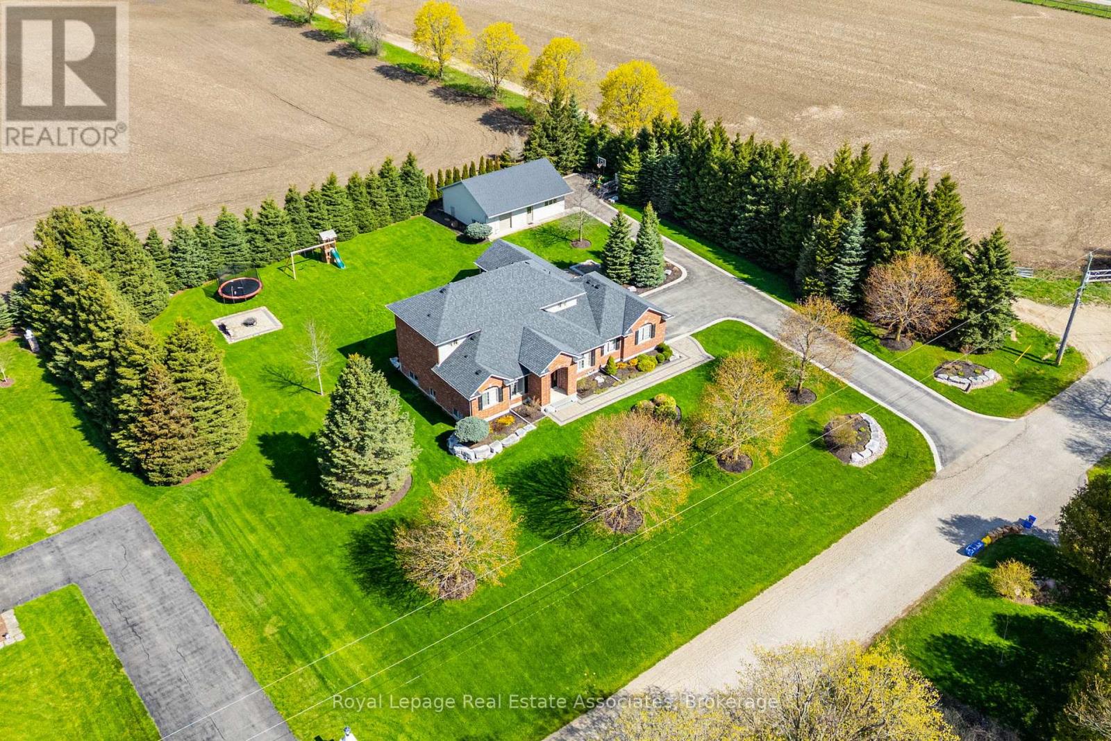 7454 Conservation Road, Guelph/eramosa, Ontario  N1H 6J2 - Photo 3 - X12914884