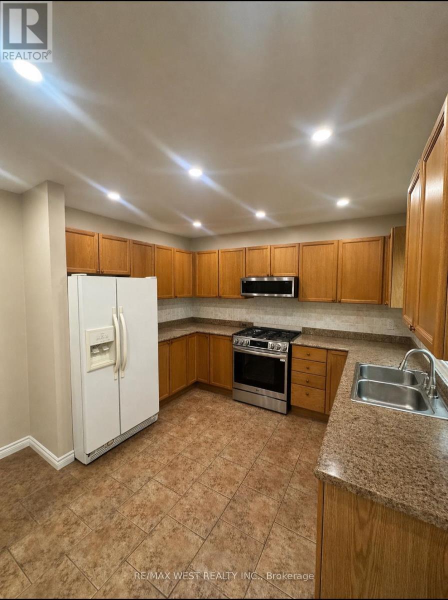 154 Thames Way, Hamilton, Ontario  L0R 1W0 - Photo 6 - X13079048