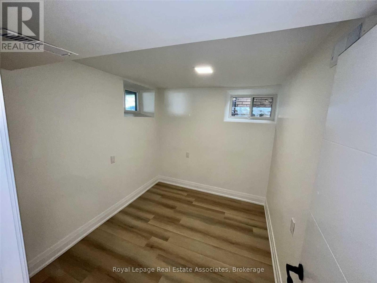 Bsmt - 289 Fairfield Avenue, Hamilton, Ontario  L8H 5H5 - Photo 2 - X13079102