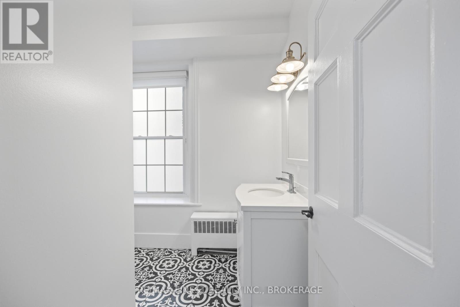 114 Yonge Street, Kingston, Ontario  K7M 1E7 - Photo 16 - X13079196