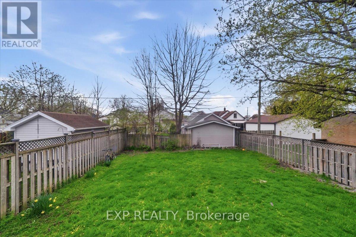 160 Davis Street, Port Colborne, Ontario  L3K 1Z1 - Photo 2 - X13079286