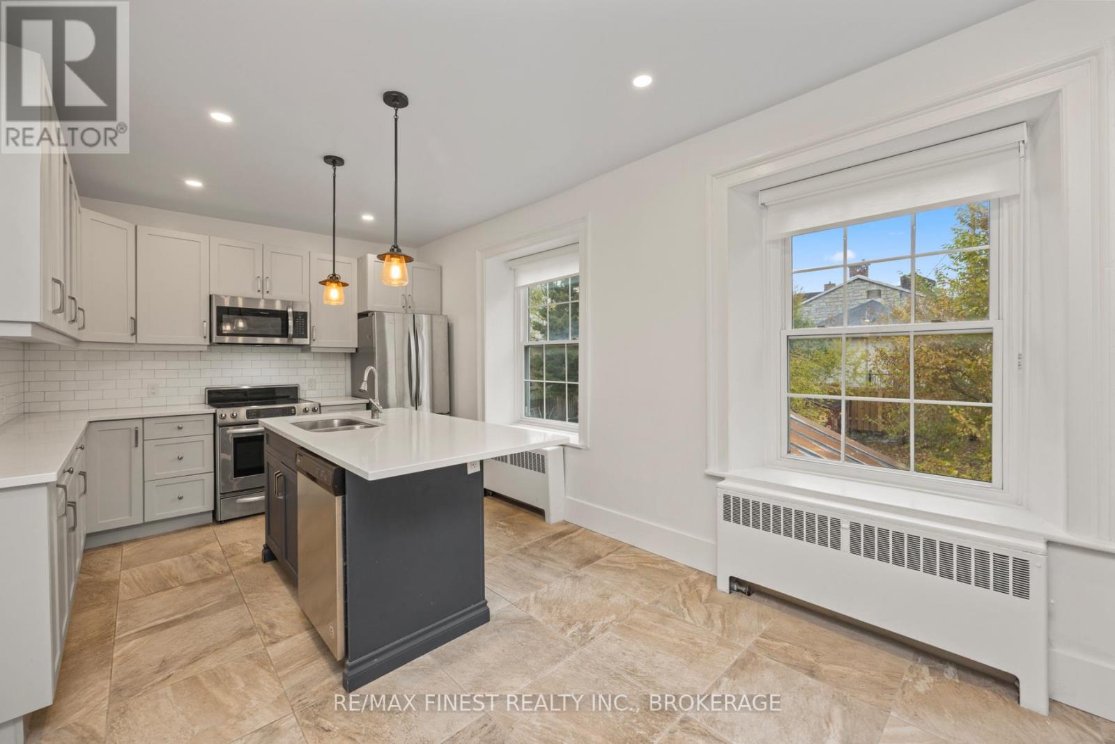 114 Yonge Street, Kingston, Ontario  K7M 1E7 - Photo 8 - X13079196