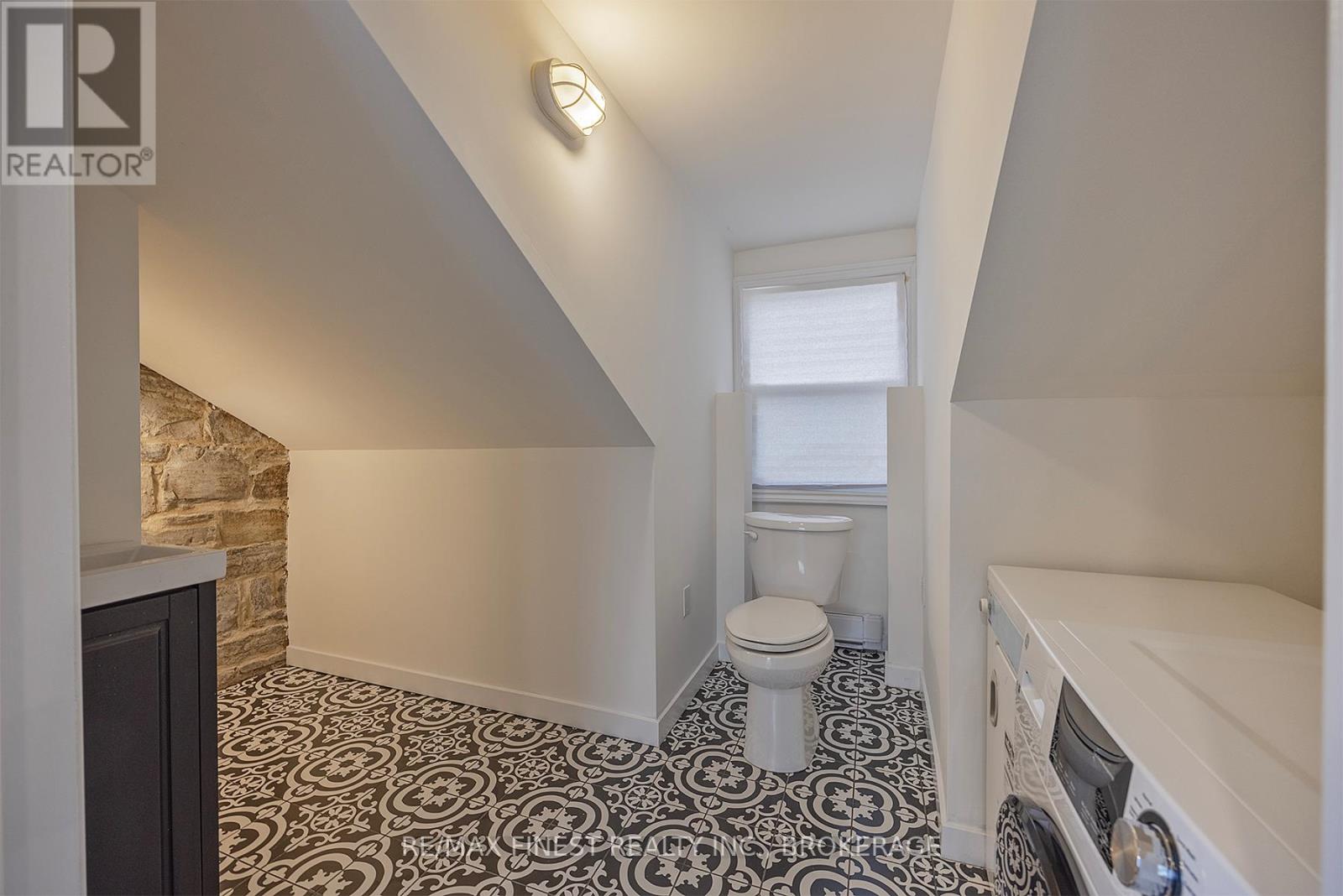 114 Yonge Street, Kingston, Ontario  K7M 1E7 - Photo 22 - X13079196