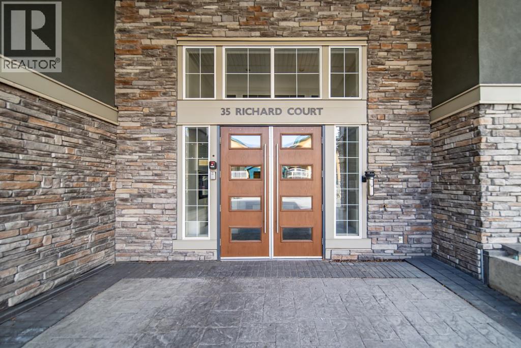 439, 35 Richard Court Sw, Calgary, Alberta  T3E 7M7 - Photo 4 - A2306696