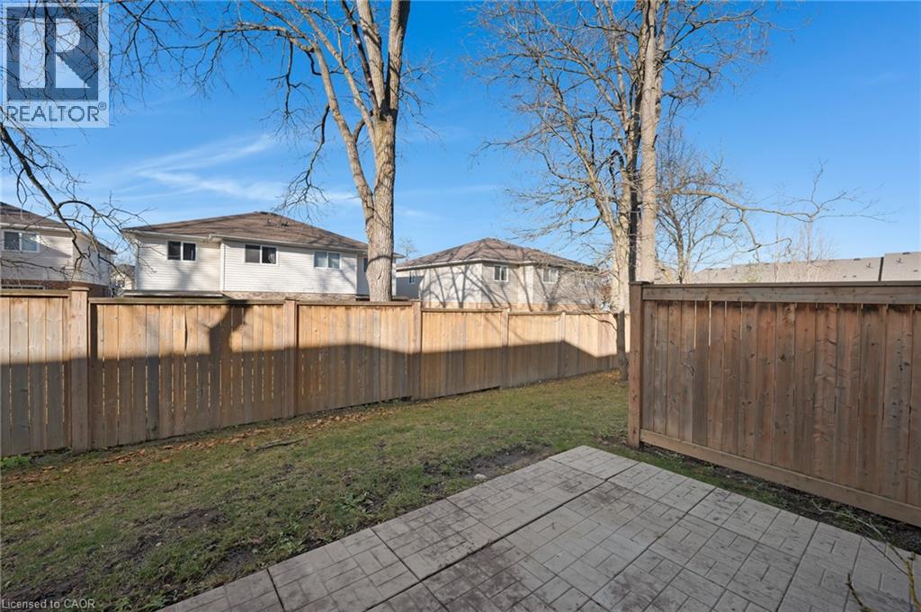 50 Pinnacle Drive Unit# 56, Kitchener, Ontario  N2P 0H8 - Photo 4 - 40826802