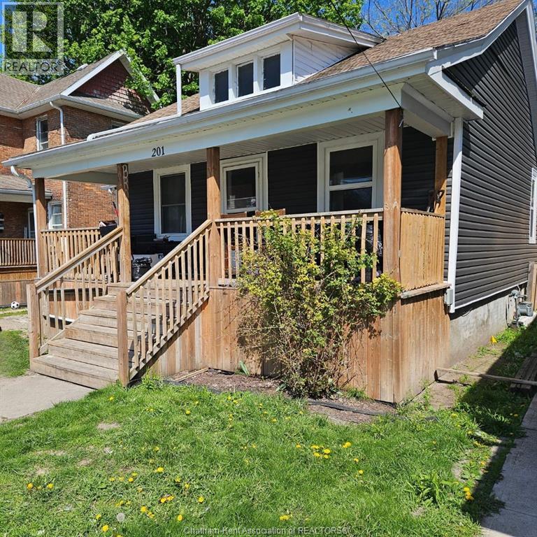 201 Park Street, Chatham, Ontario  N7M 3S1 - Photo 2 - 26009881