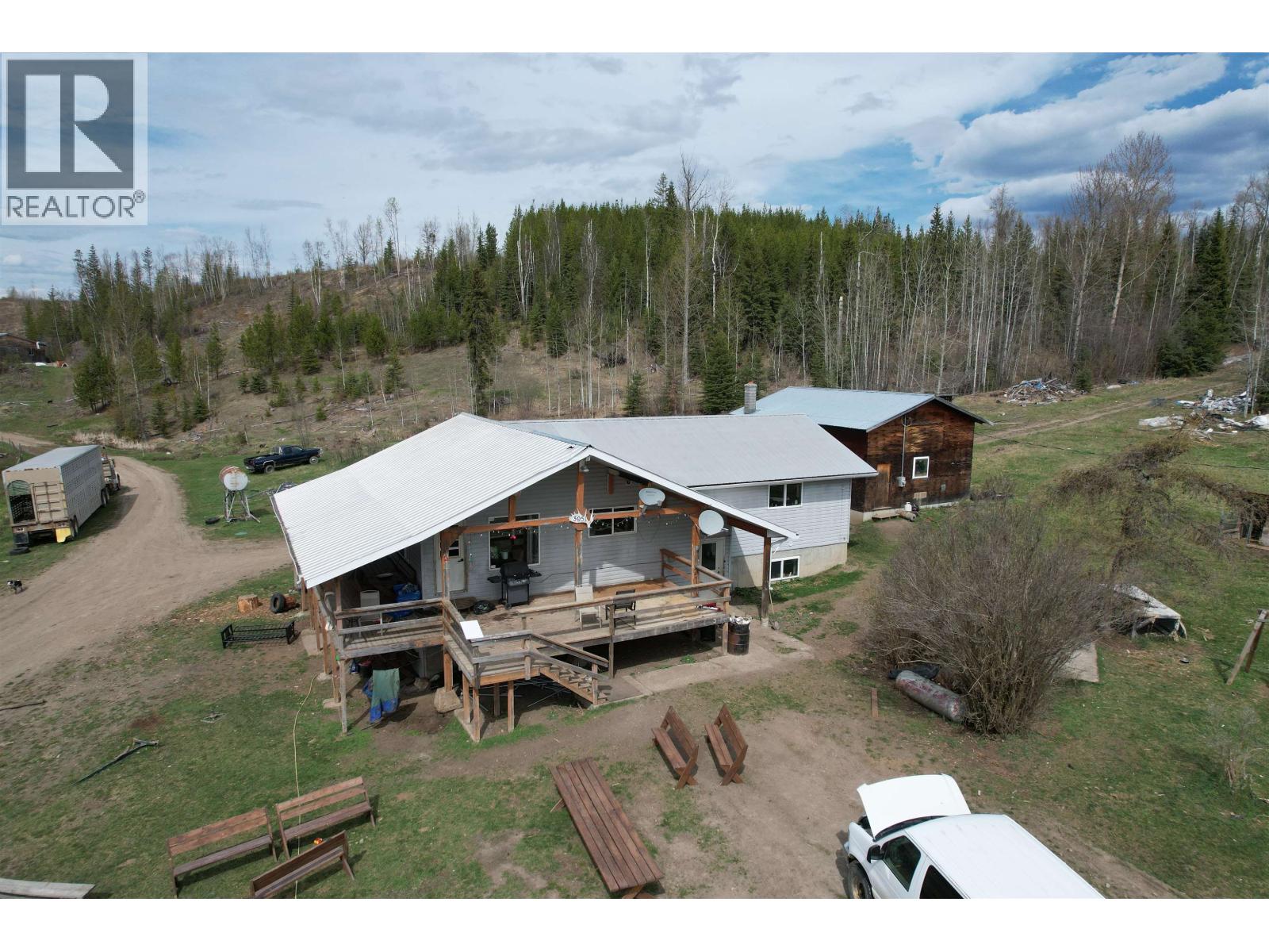 5951 Clouston Road, Quesnel, British Columbia  V2J 6X9 - Photo 5 - C8076792