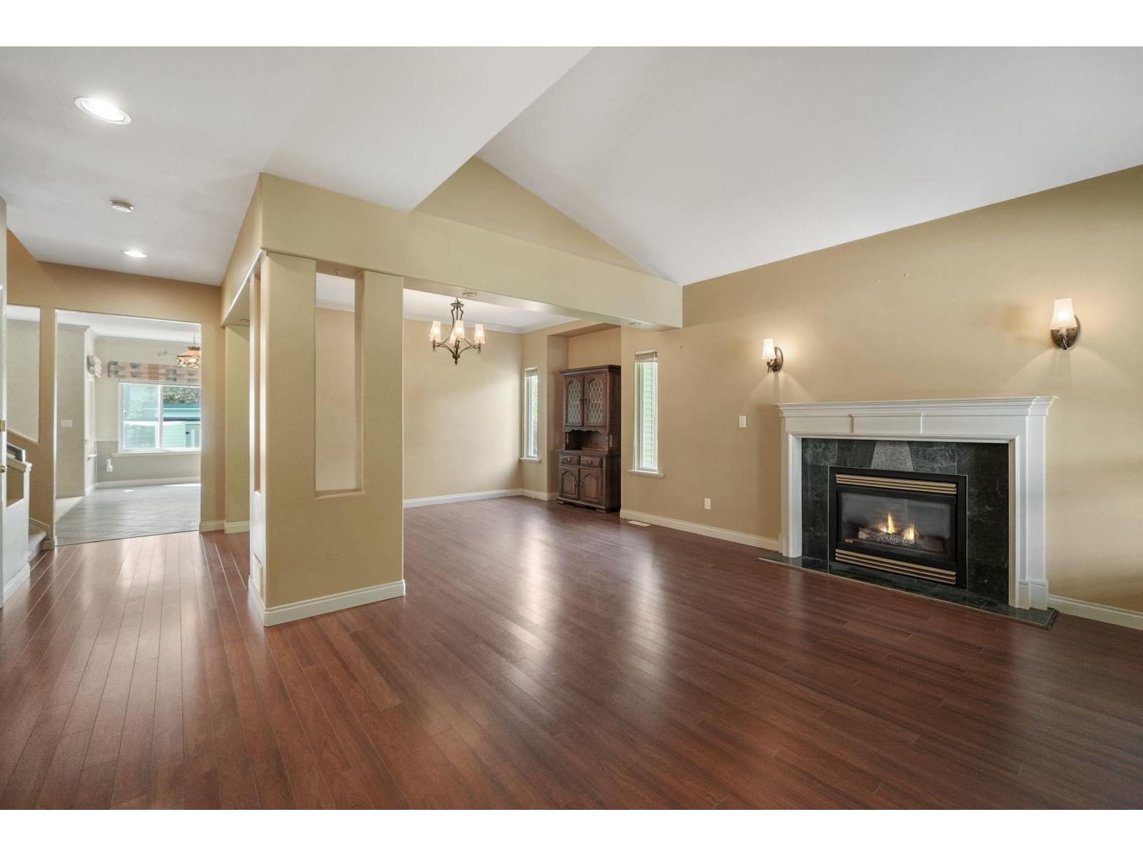 18202 69 Avenue, Surrey, British Columbia  V3S 9H4 - Photo 4 - R3118801