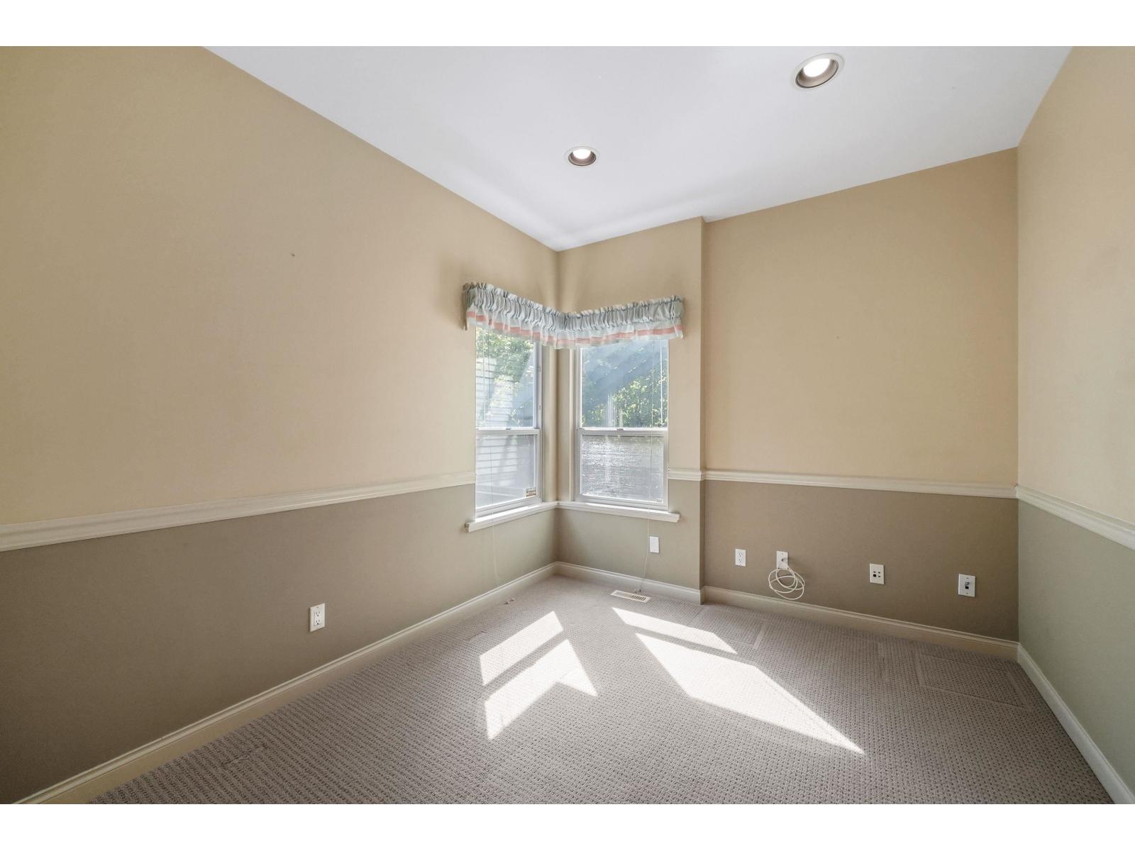 18202 69 Avenue, Surrey, British Columbia  V3S 9H4 - Photo 10 - R3118801