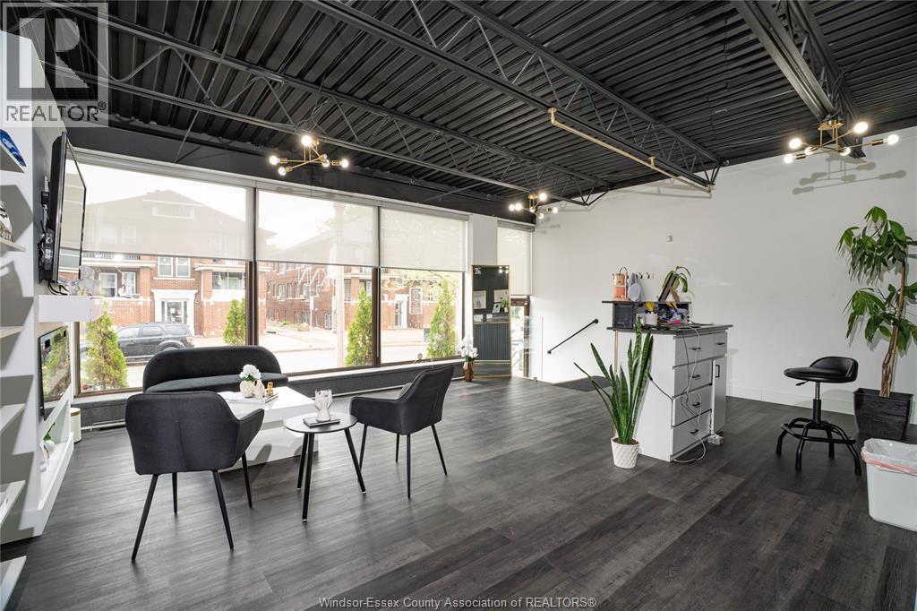 973 Erie Street, Windsor, Ontario  N9A 3Y9 - Photo 3 - 26009400