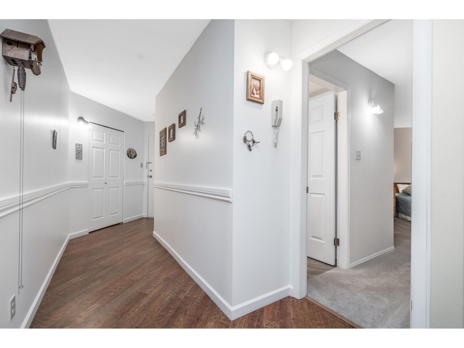 203 1378 Fir Street, White Rock, British Columbia  V4B 4B2 - Photo 7 - R3112928