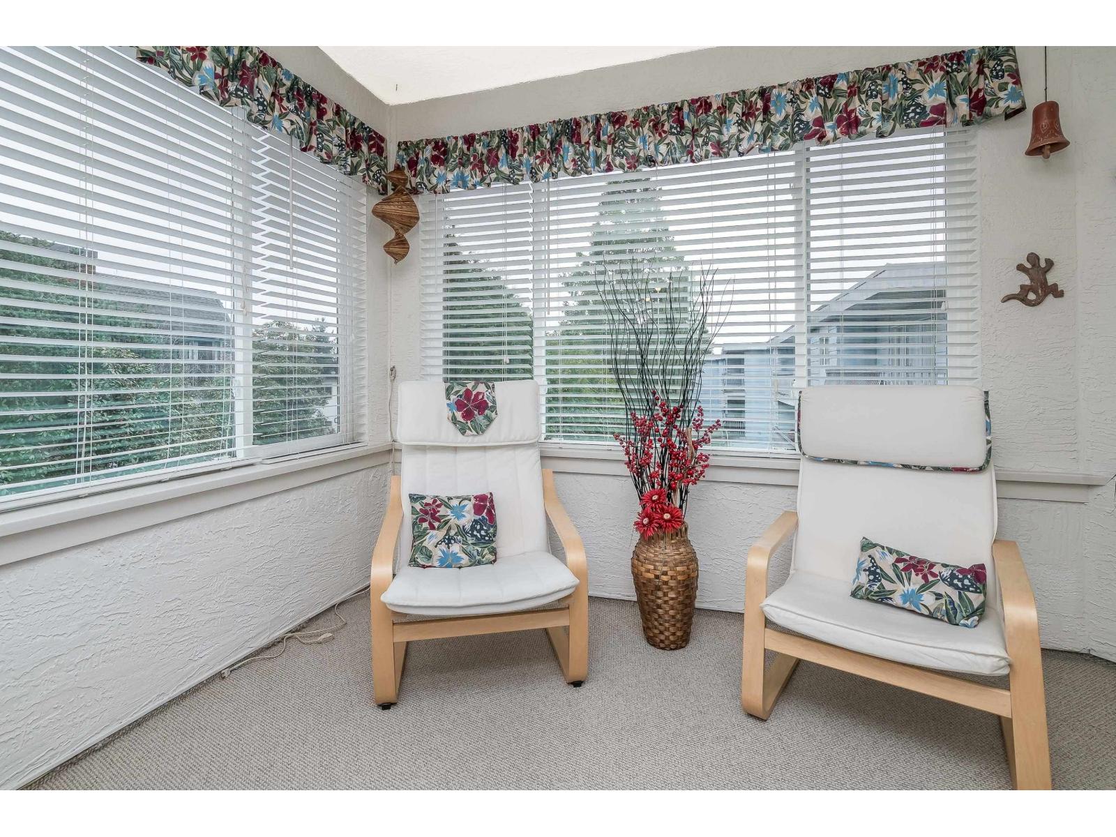 203 1378 Fir Street, White Rock, British Columbia  V4B 4B2 - Photo 4 - R3112928