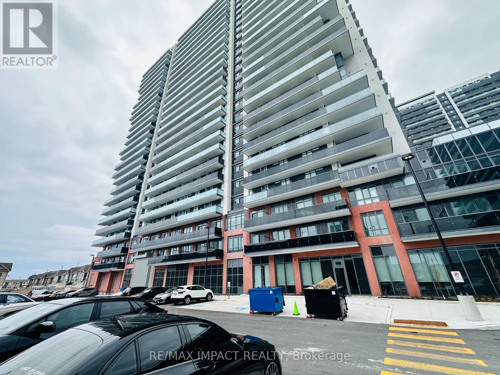 719 - 2545 SIMCOE STREET N, Oshawa, Ontario