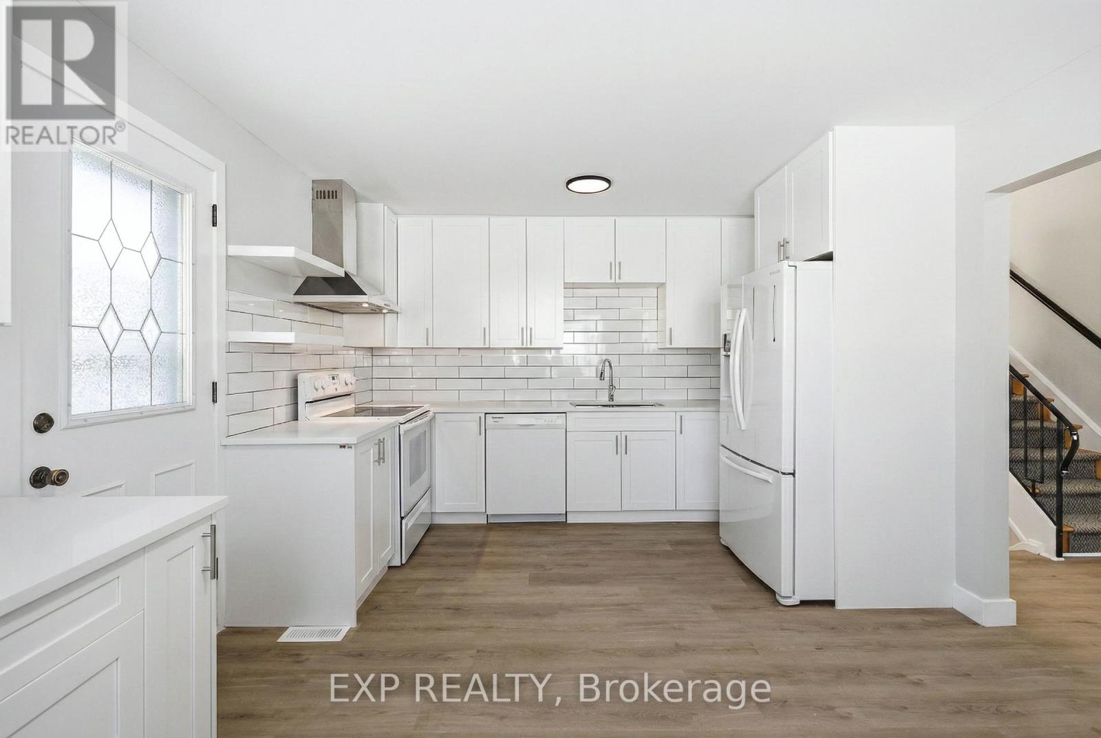 2158 Fillmore Crescent, Ottawa, Ontario  K1J 6A4 - Photo 5 - X13079230