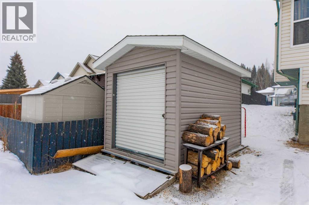 168 Sitar Crescent, Hinton, Alberta  T7V 1S7 - Photo 39 - A2298474