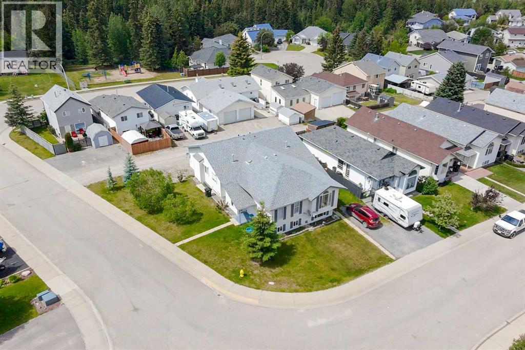 168 Sitar Crescent, Hinton, Alberta  T7V 1S7 - Photo 29 - A2298474