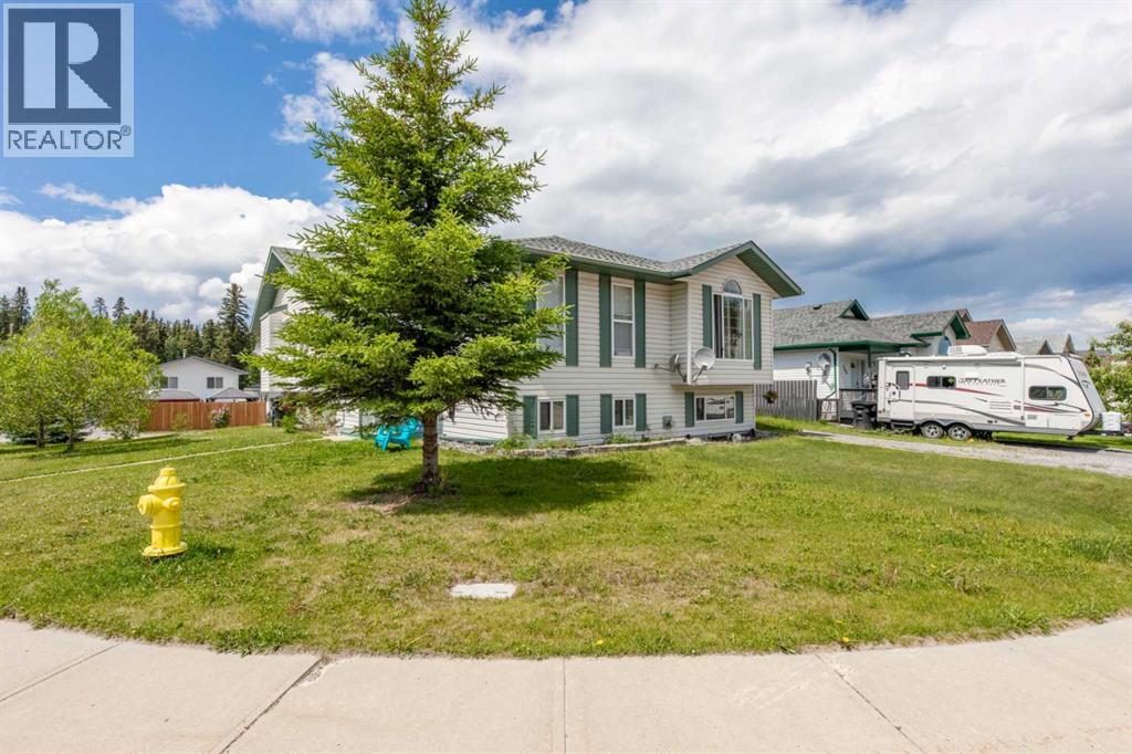 168 Sitar Crescent, Hinton, Alberta  T7V 1S7 - Photo 23 - A2298474